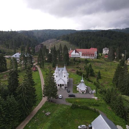 Hotel Iadolina Stâna de Vale Esterno foto