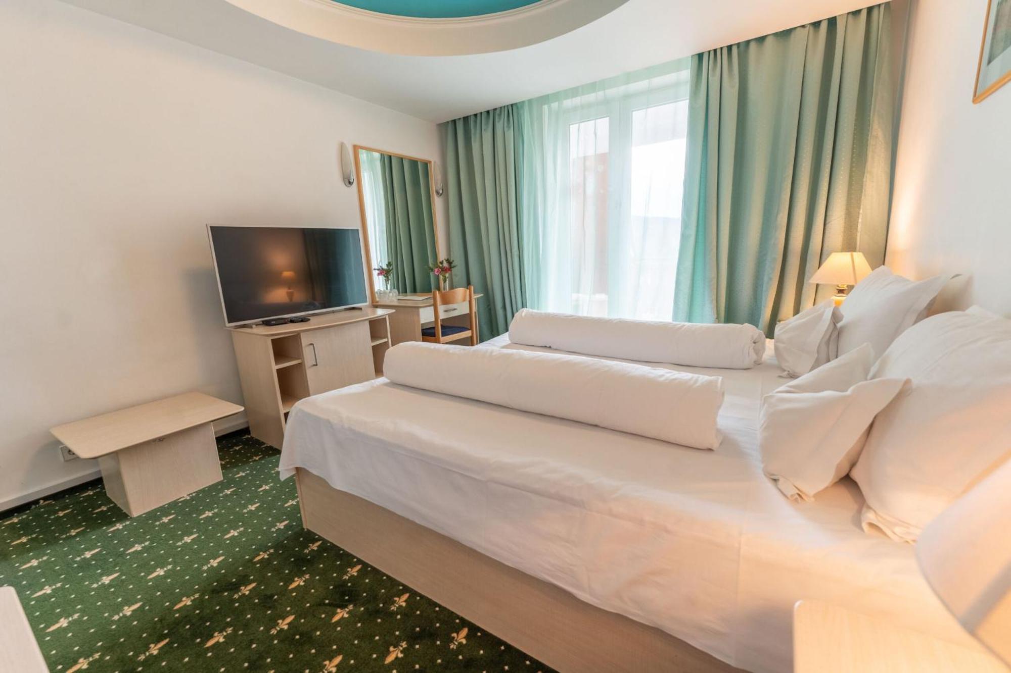Hotel Iadolina Stâna de Vale Esterno foto