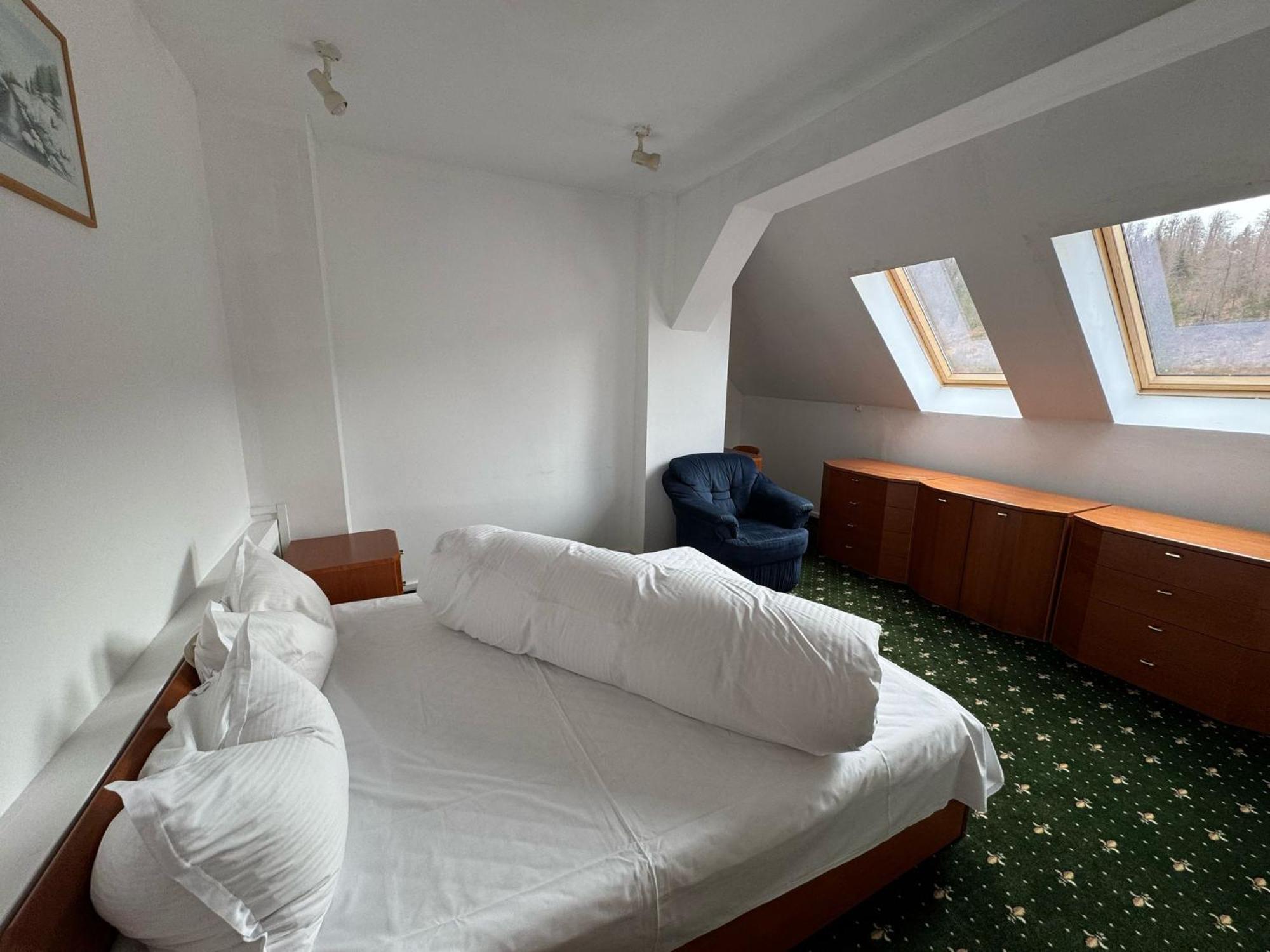 Hotel Iadolina Stâna de Vale Esterno foto